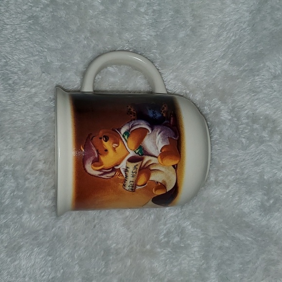 THE Disney Store Disney Winnie The Pooh & Piglet Christmas Wish List Tea Coffee - Picture 1 of 4